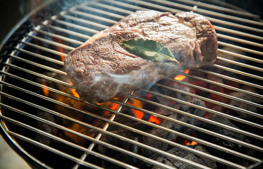 Pět způsobů, jak můžete dokončit svůj sous vide steak