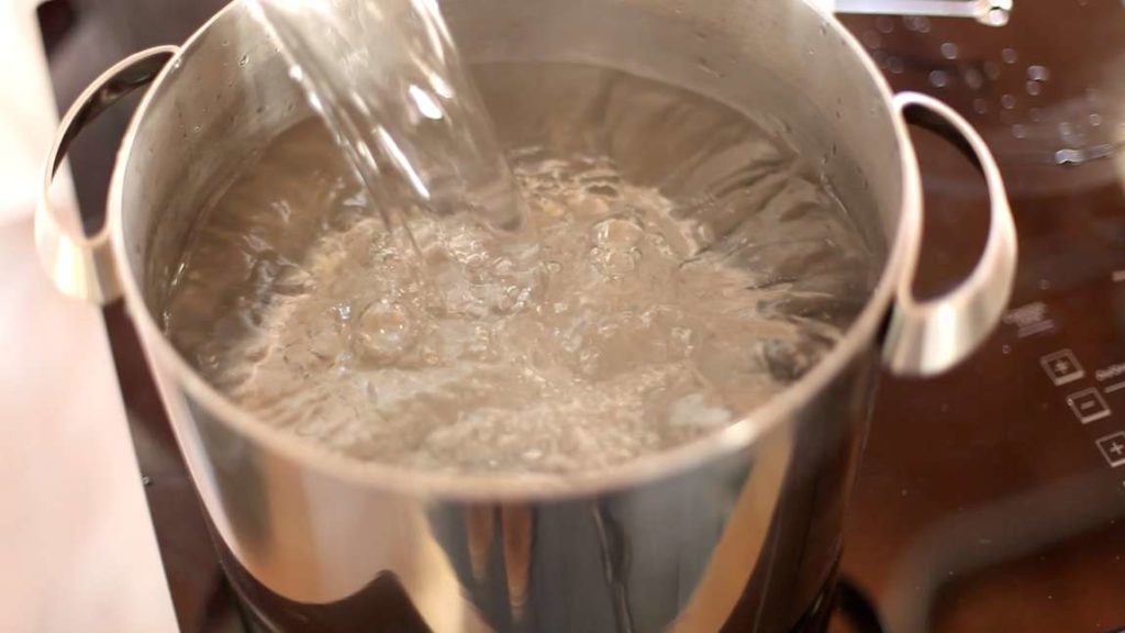 Udělejte si sous vide ještě dnes: Metoda hrnce na sporáku