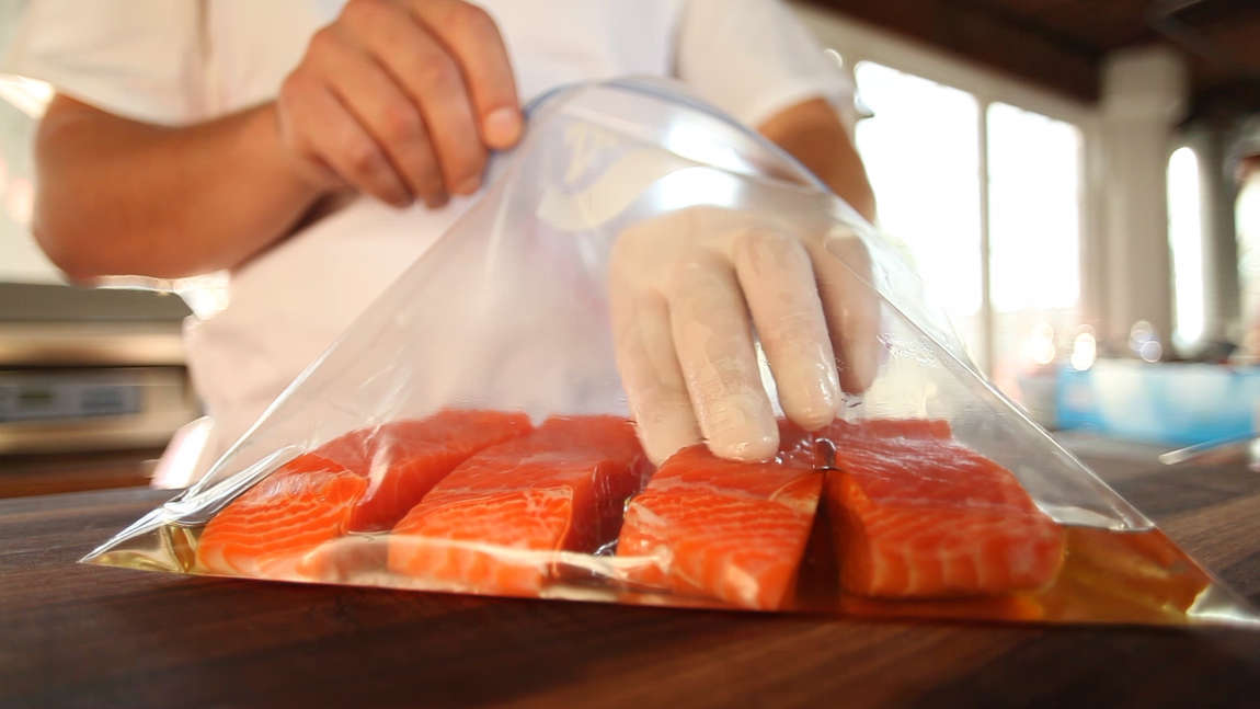 4 základní kroky sous vide vaření